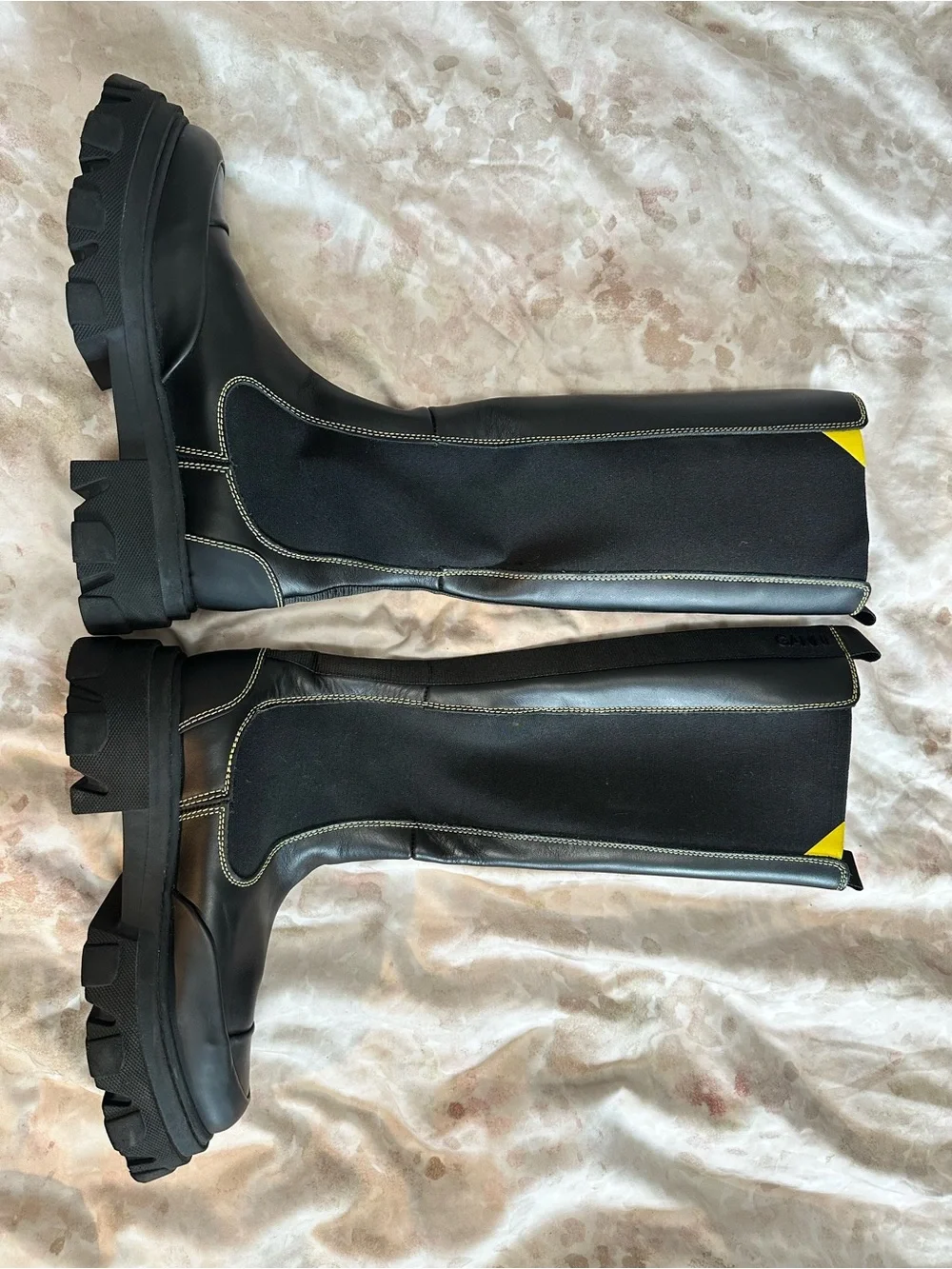 Ganni tall black